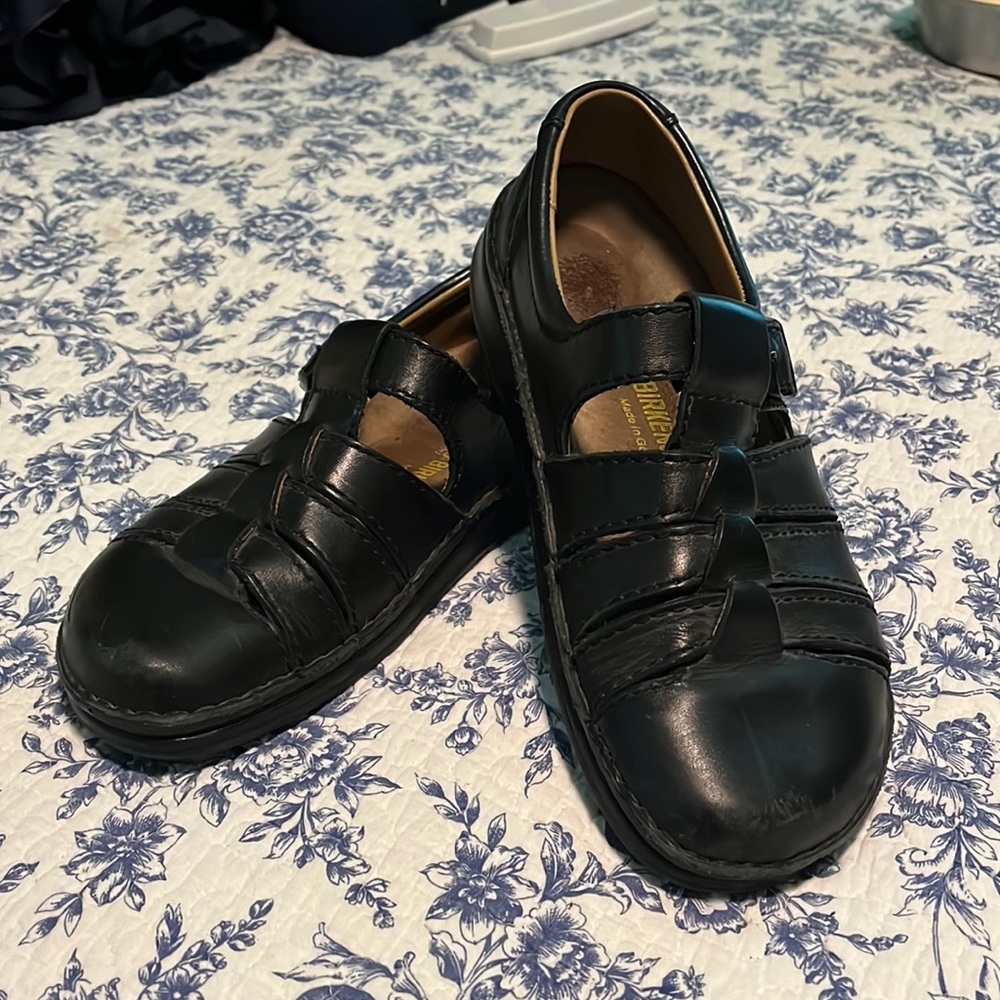 Birkenstock Fisherman Sandal. Size 9. Black.